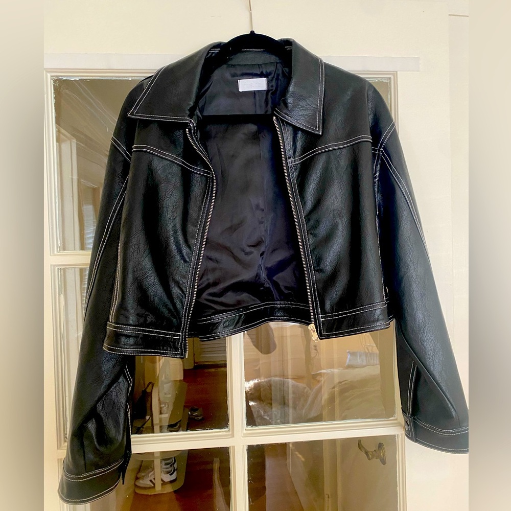 Crop leather jacket white stitching